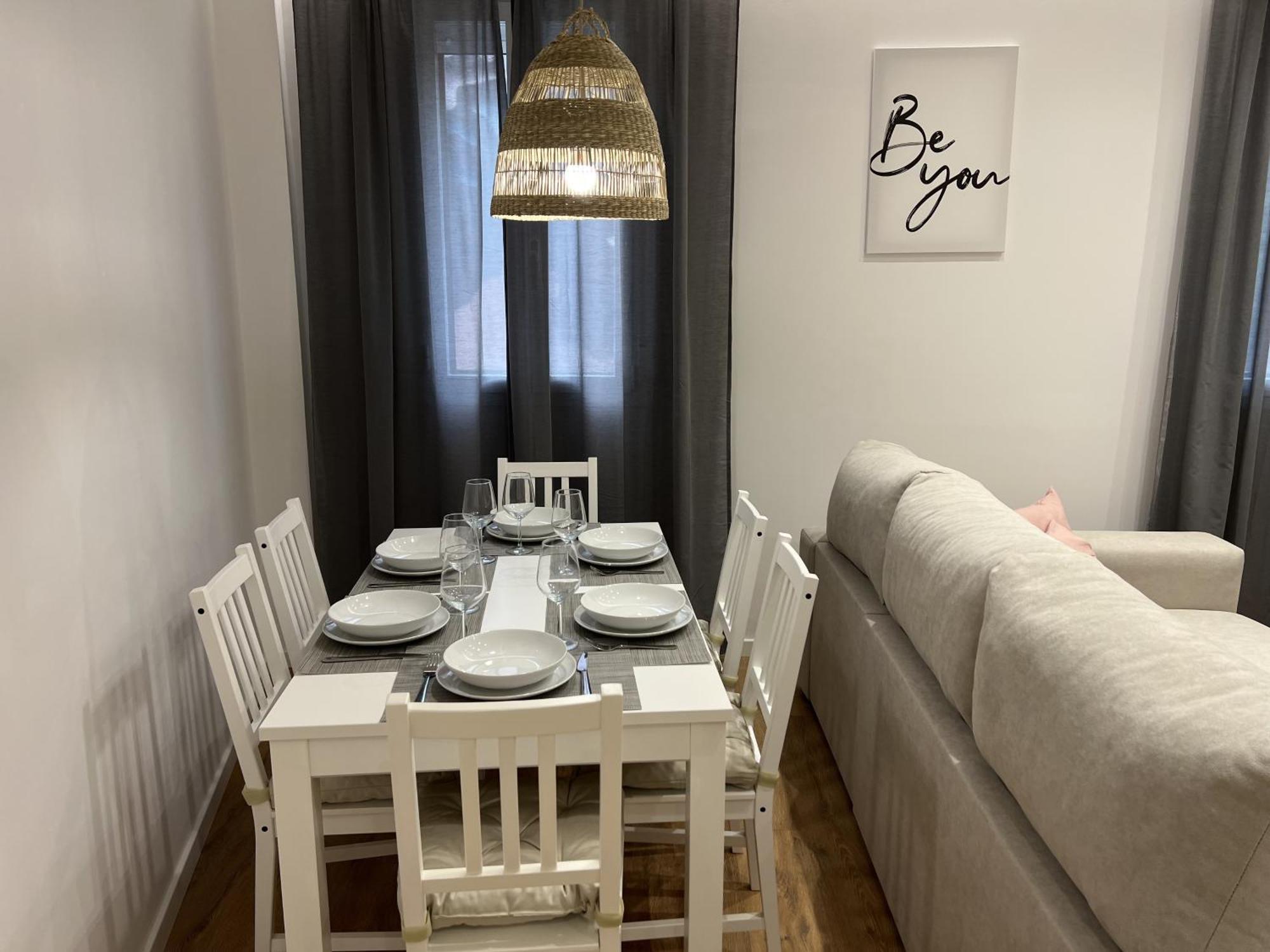 Apartamenticos Plaza Las Armas III سرقسطة المظهر الخارجي الصورة