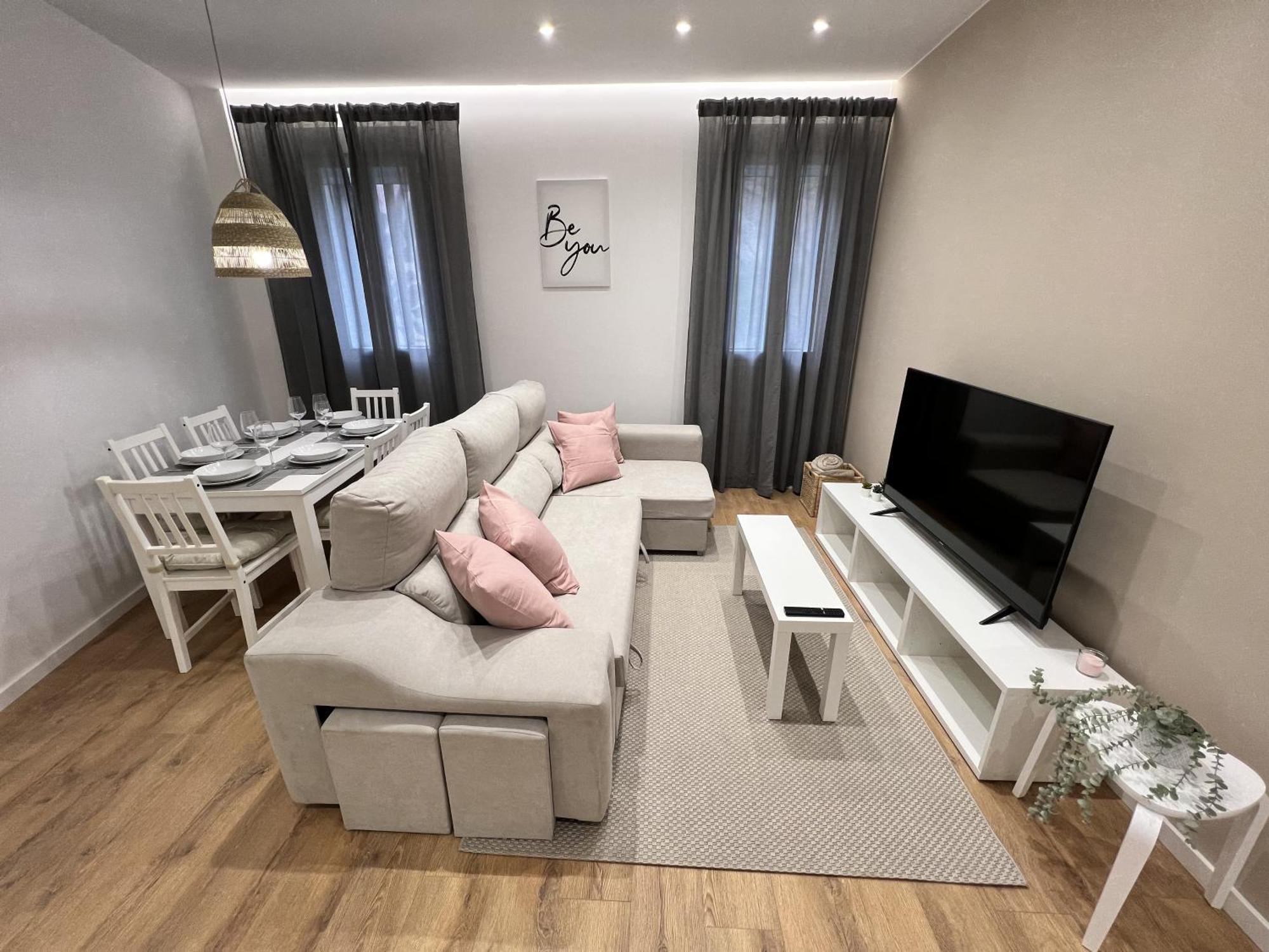 Apartamenticos Plaza Las Armas III سرقسطة المظهر الخارجي الصورة